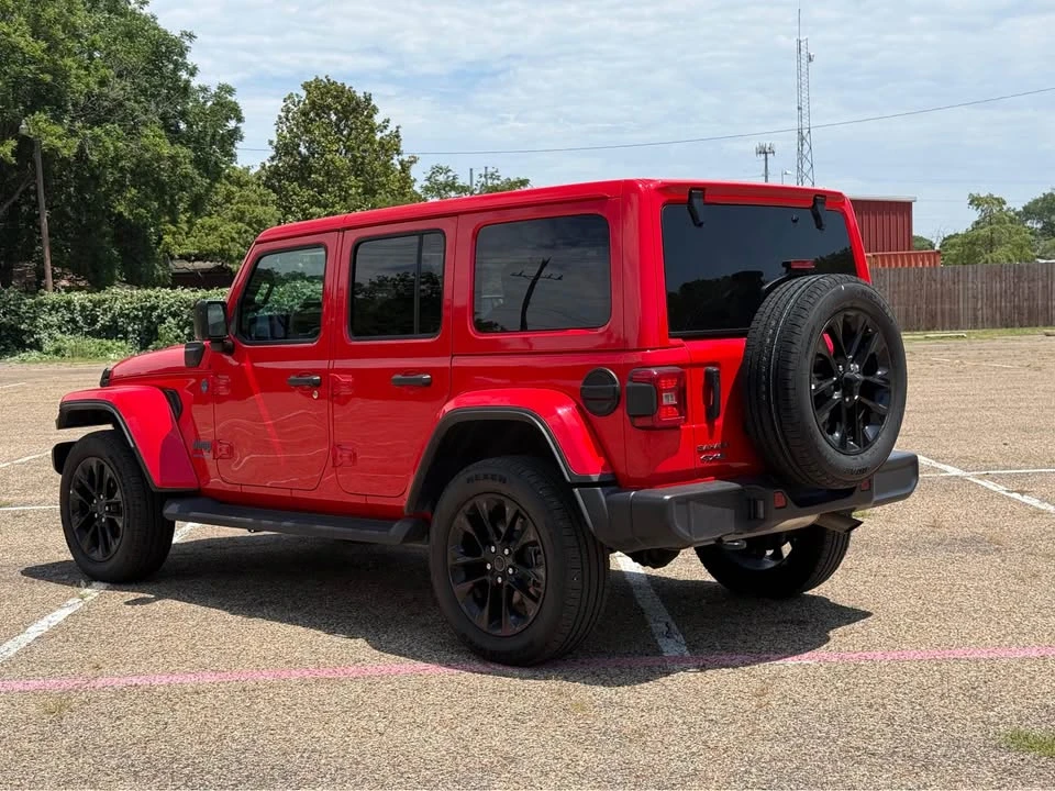 2023 Jeep JL Wrangler - Image 5 of 7