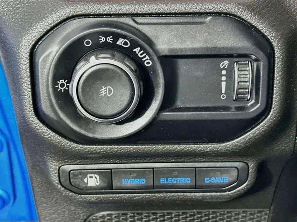2023 Jeep JL Wrangler - Image 10 of 20