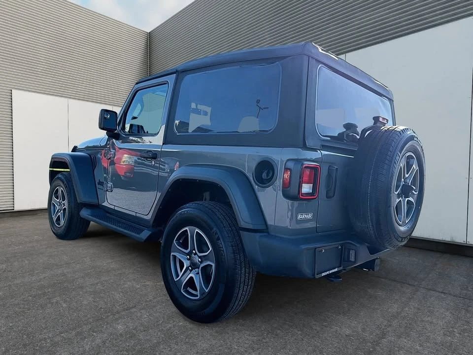 2023 Jeep JL Wrangler - Image 4 of 10