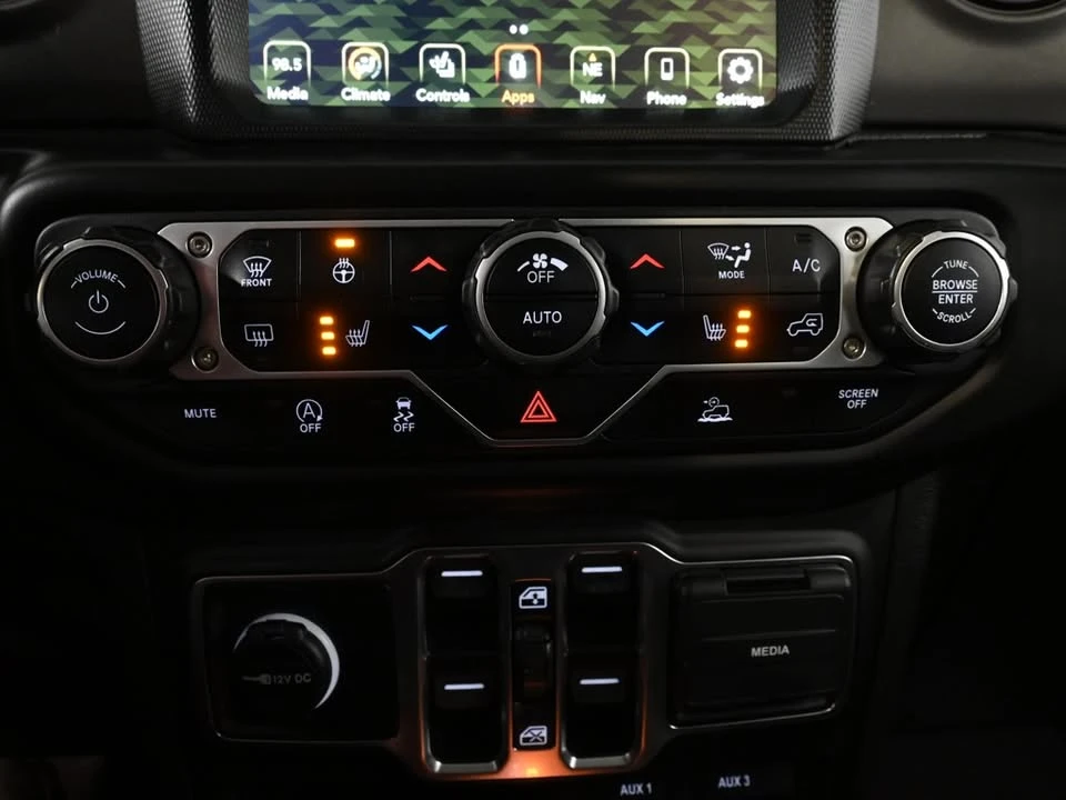 2023 Jeep JL Wrangler - Image 19 of 20