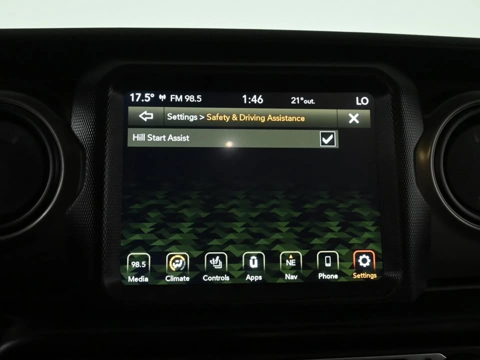 2023 Jeep JL Wrangler - Image 17 of 20