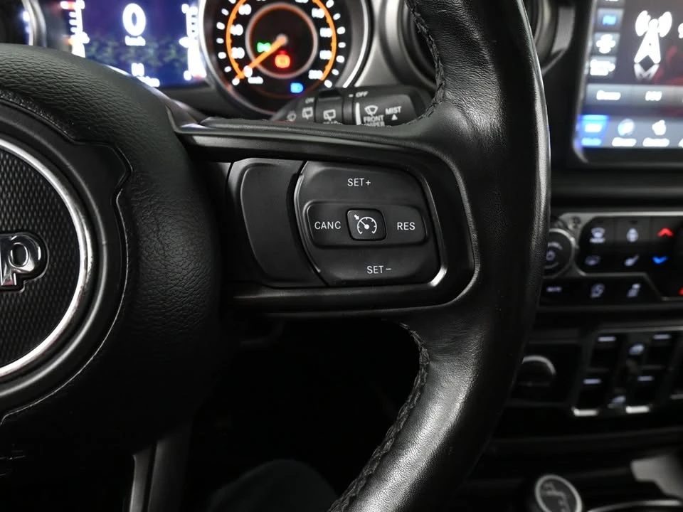 2023 Jeep JL Wrangler - Image 15 of 20