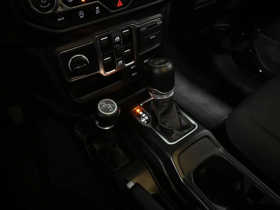 2023 Jeep JL Wrangler - Image 20 of 20