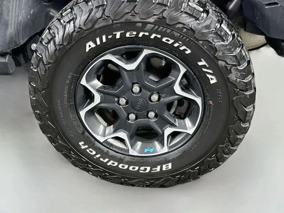 2023 Jeep JL Wrangler - Image 12 of 20