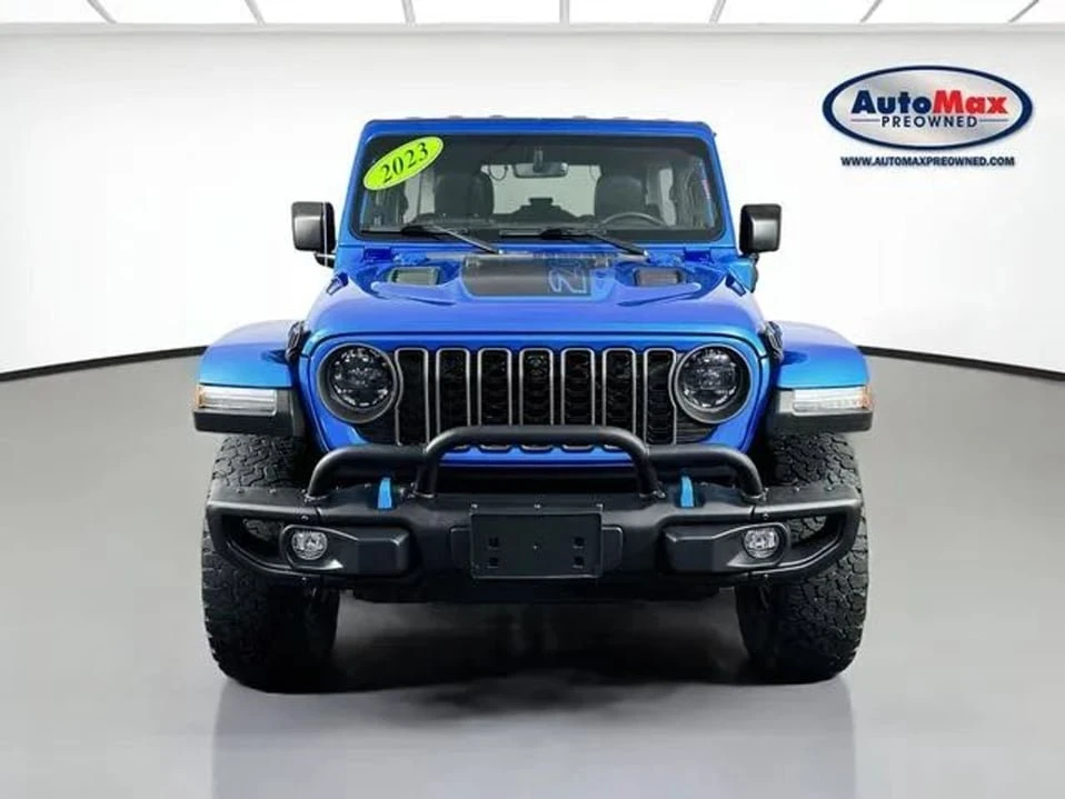 2023 Jeep JL Wrangler - Image 2 of 20