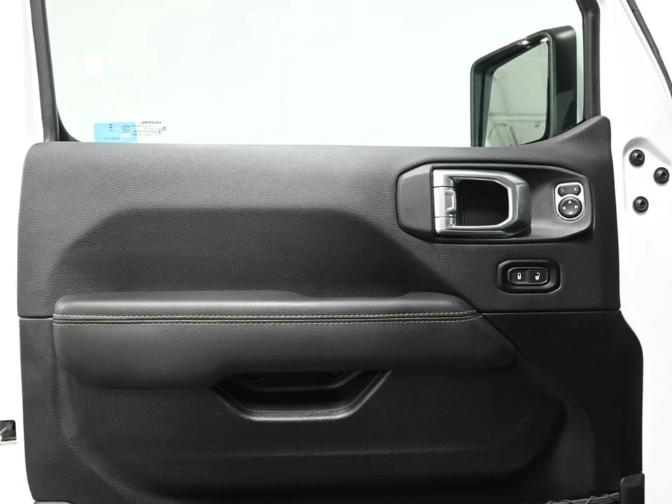 2023 Jeep JL Wrangler - Image 11 of 20