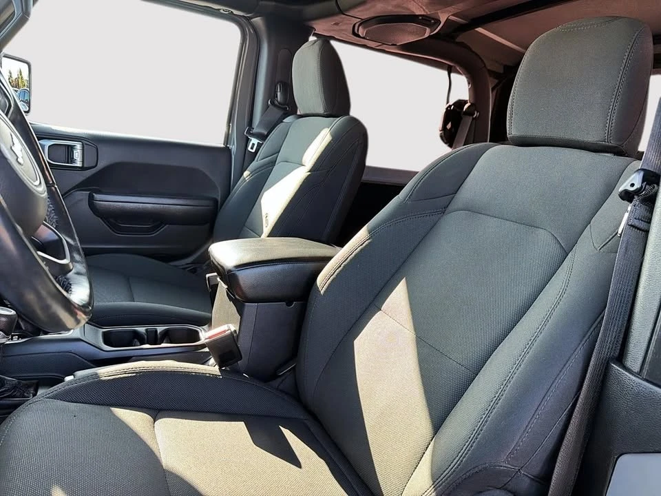 2023 Jeep JL Wrangler - Image 9 of 10
