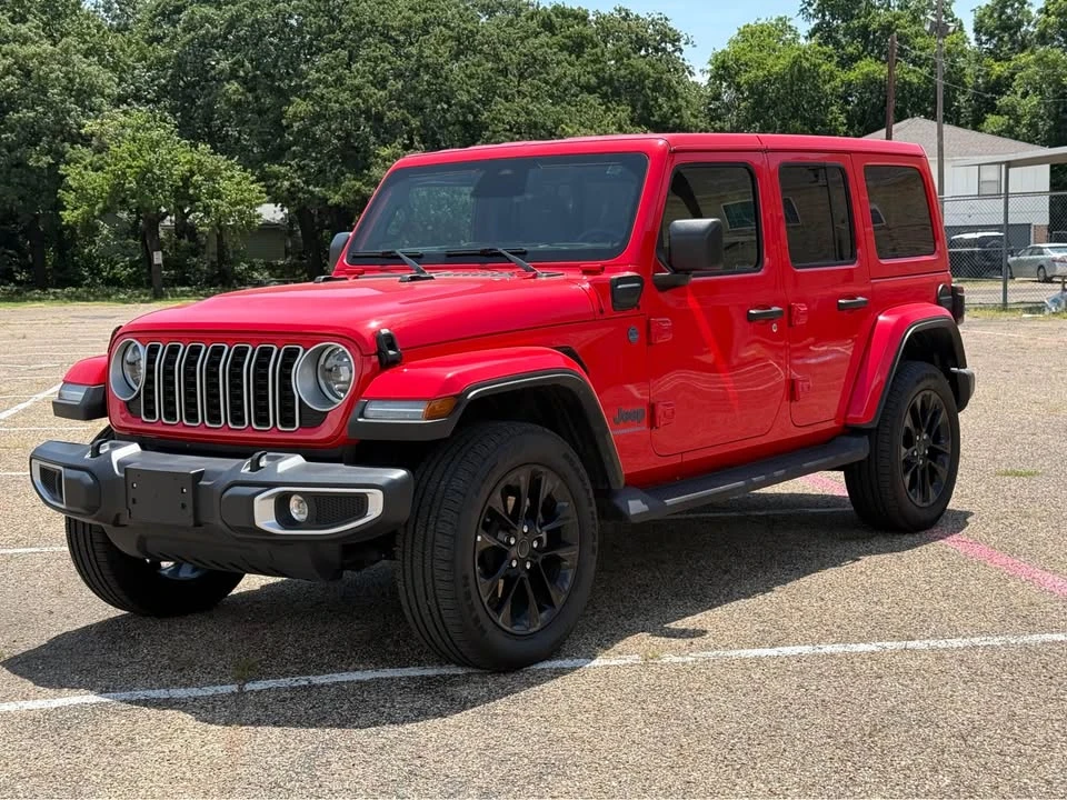 2023 Jeep JL Wrangler - Image 3 of 7