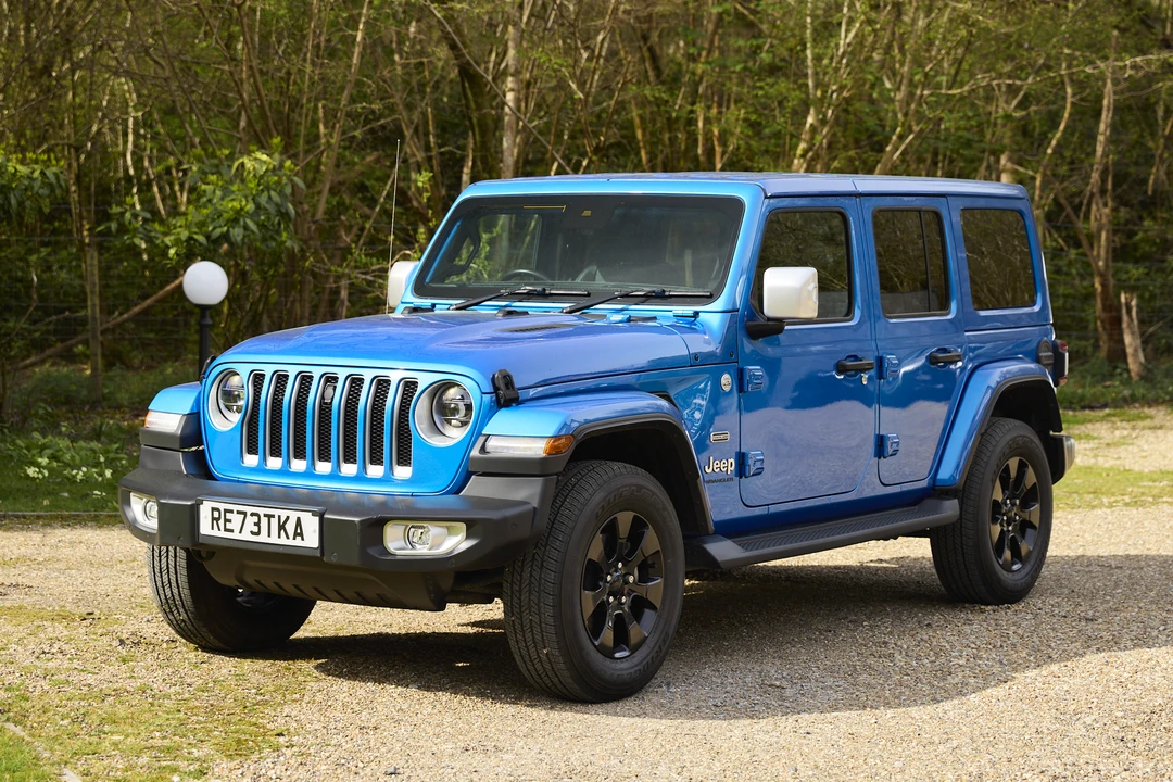 2023 Jeep JL Wrangler - Image 9 of 31
