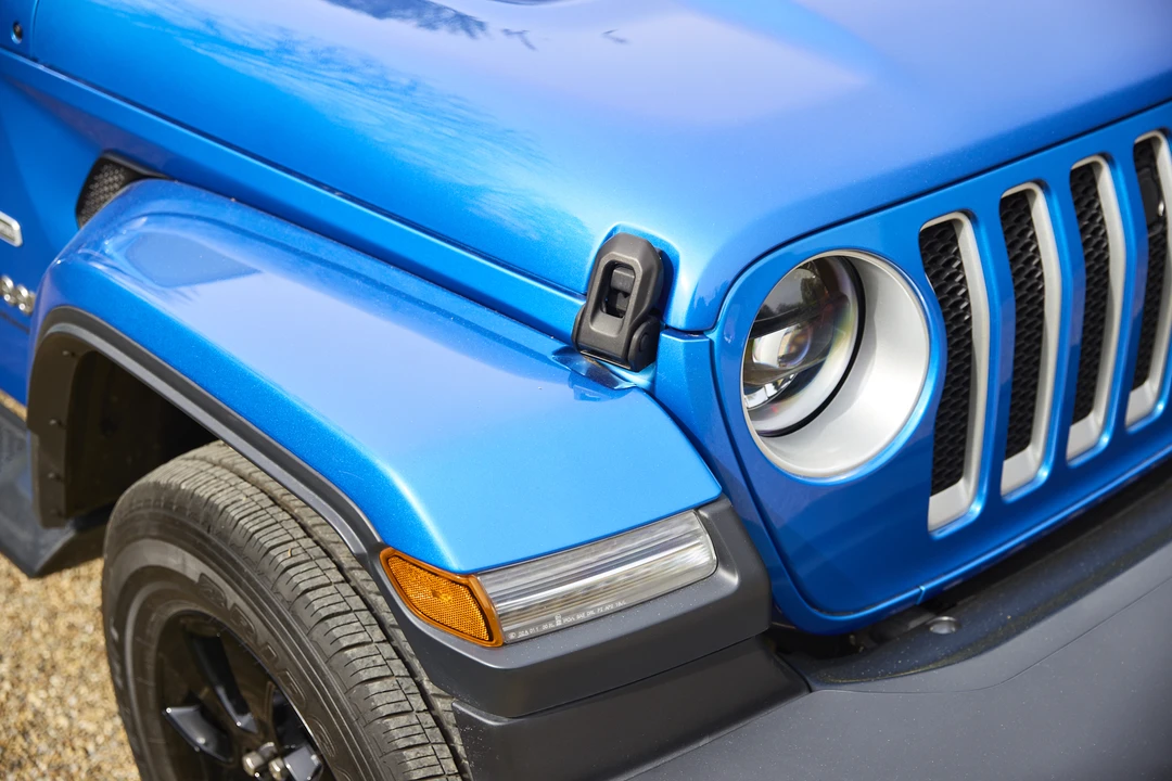 2023 Jeep JL Wrangler - Image 28 of 31