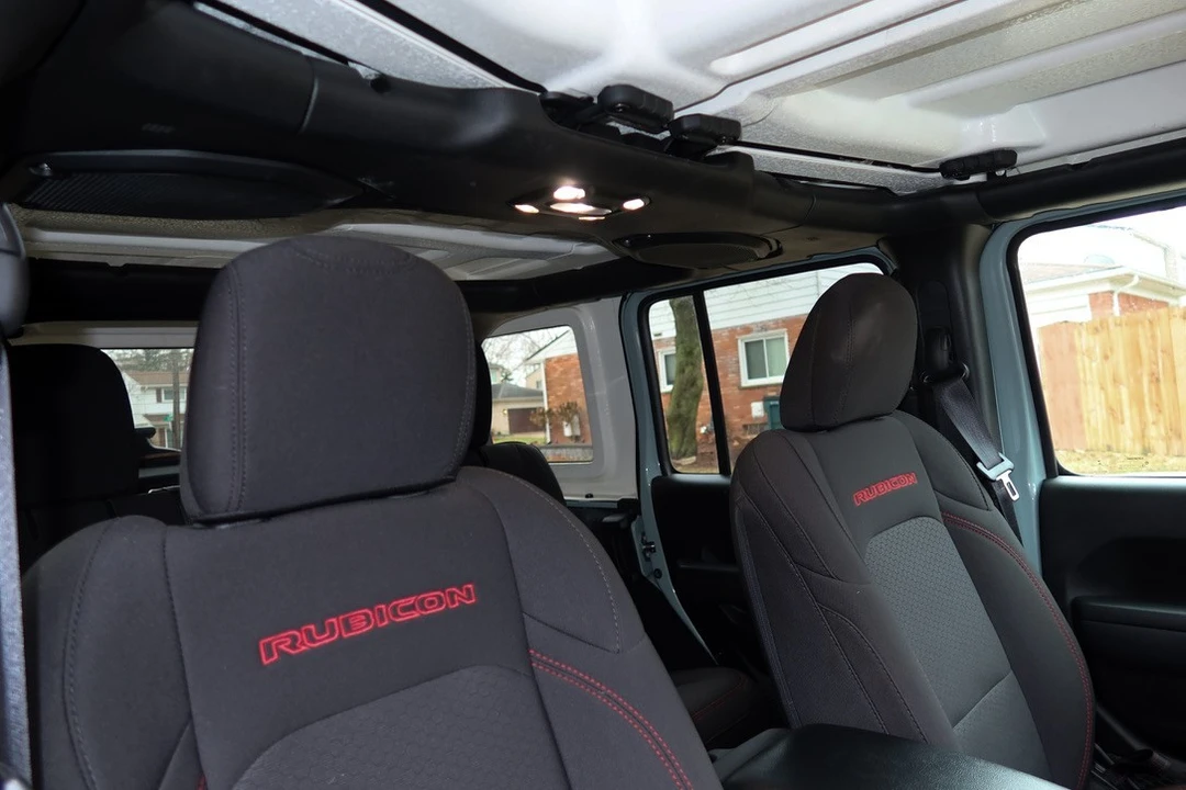 2023 Jeep JL Wrangler - Image 17 of 30