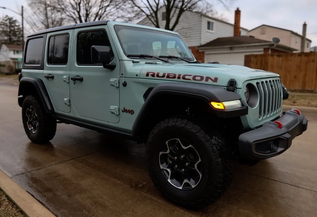 2023 Jeep JL Wrangler - Image 3 of 30