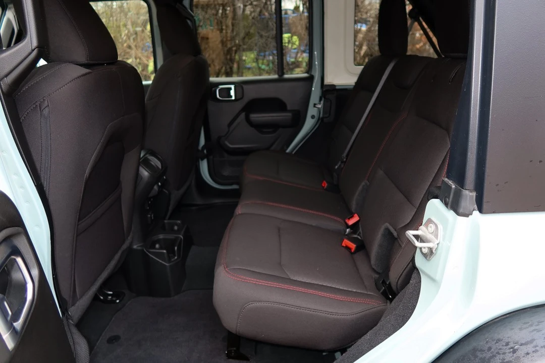 2023 Jeep JL Wrangler - Image 13 of 30