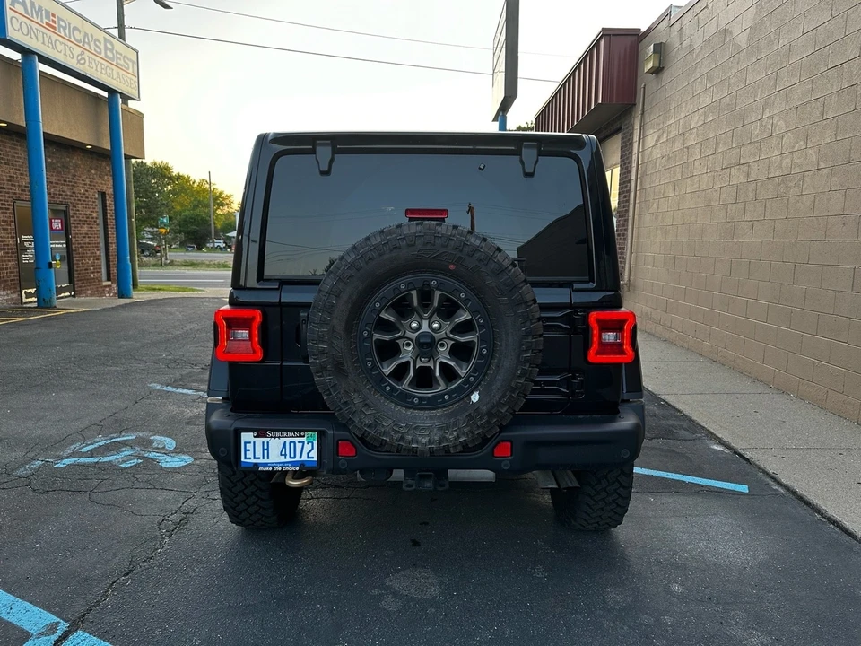 2023 Jeep JL Wrangler - Image 2 of 13