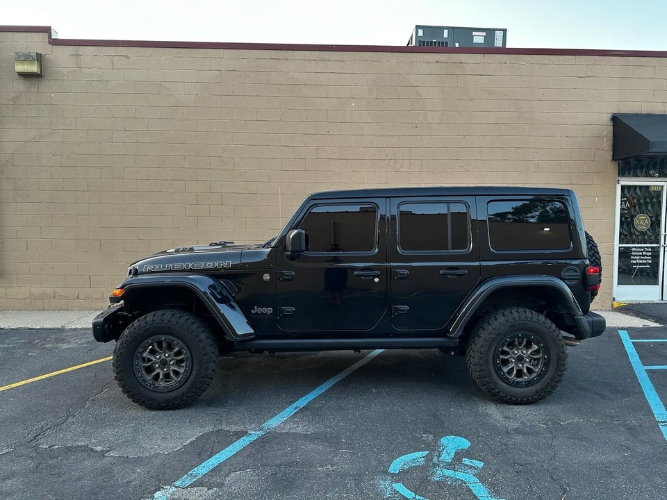2023 Jeep JL Wrangler - Image 8 of 13
