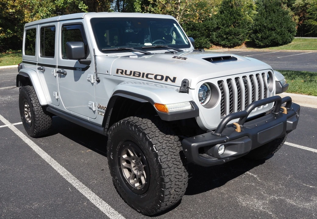 2023 Jeep JL Wrangler - Image 2 of 21