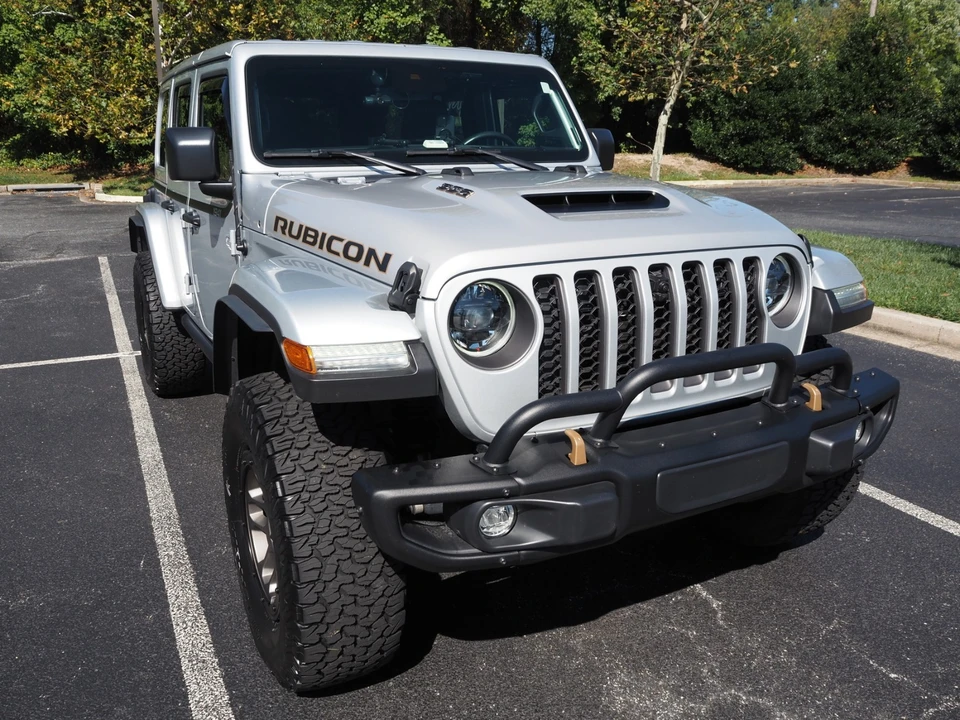 2023 Jeep JL Wrangler - Image 3 of 21