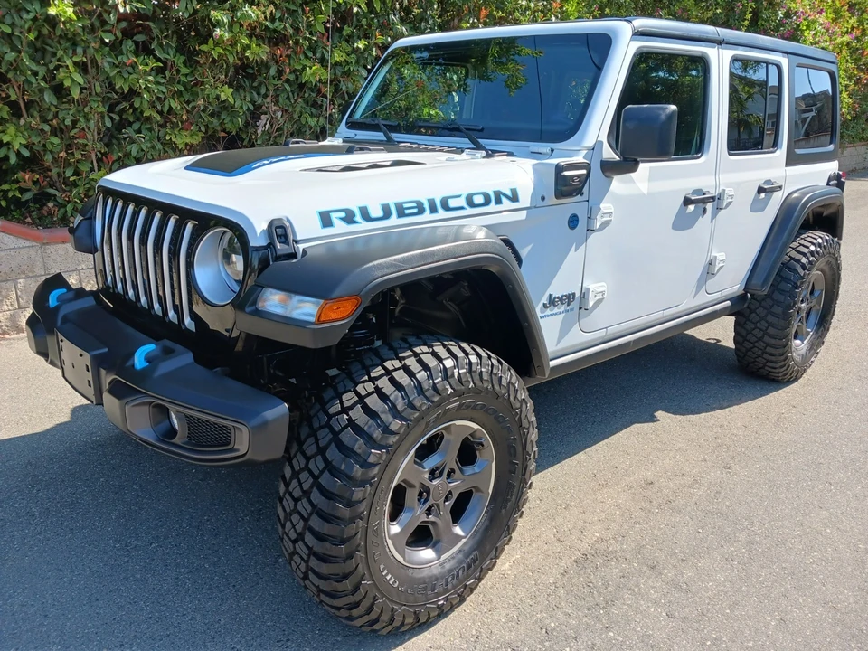 2023 Jeep JL Wrangler Rubicon 392 - Image 2 of 31