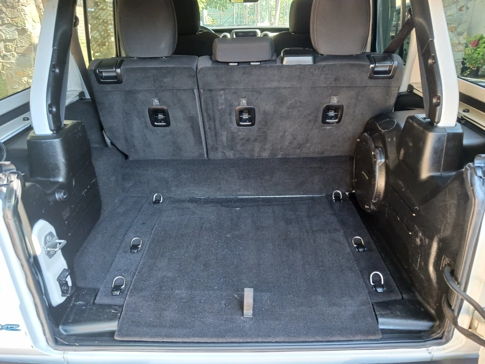 2023 Jeep JL Wrangler Rubicon 392 - Image 24 of 31