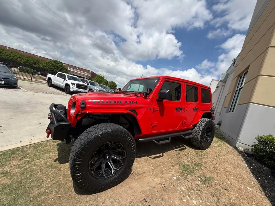 2023 Jeep JL Wrangler - Image 2 of 4