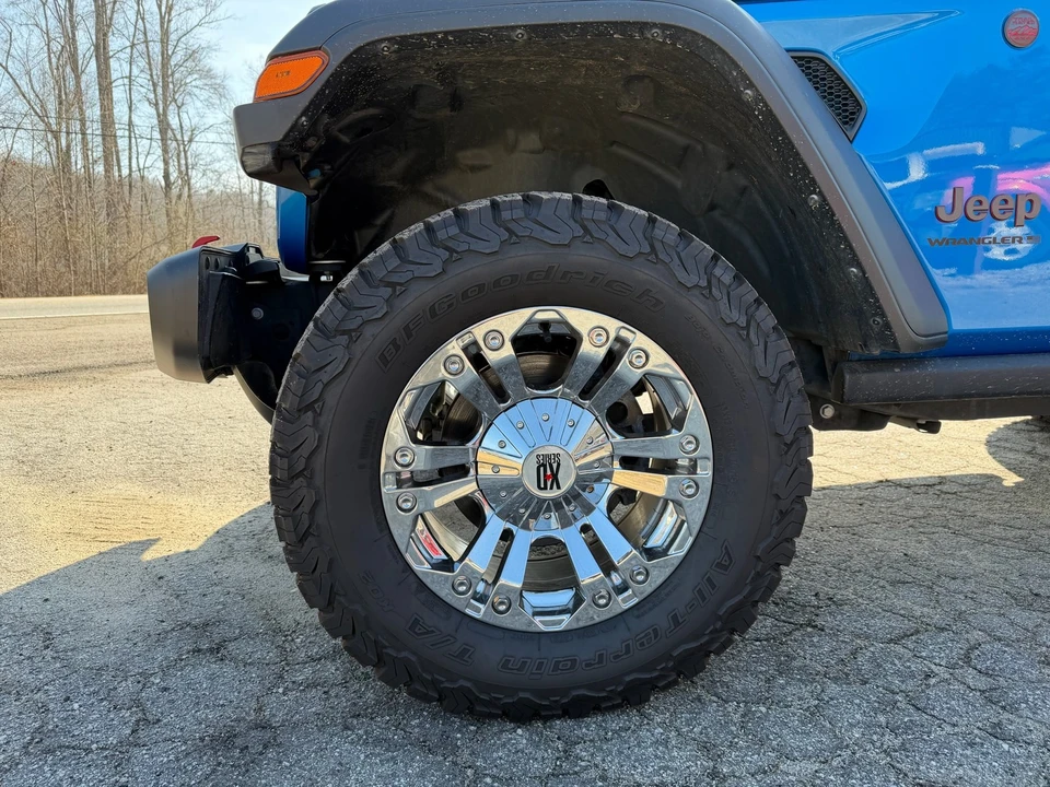 2023 Jeep JL Wrangler - Image 9 of 21