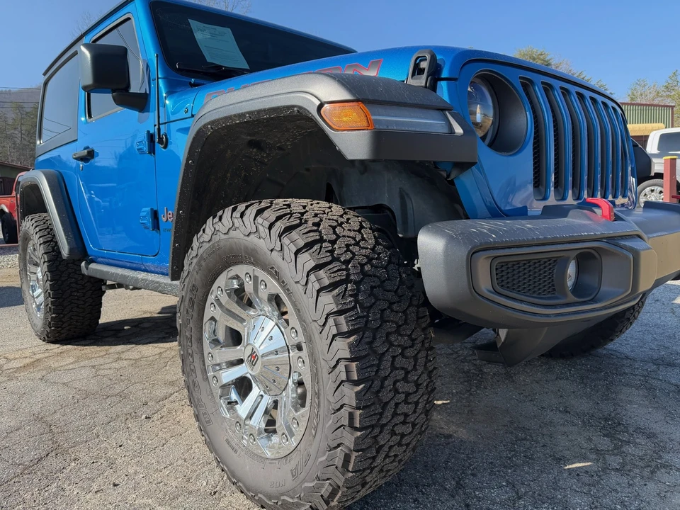 2023 Jeep JL Wrangler - Image 4 of 21