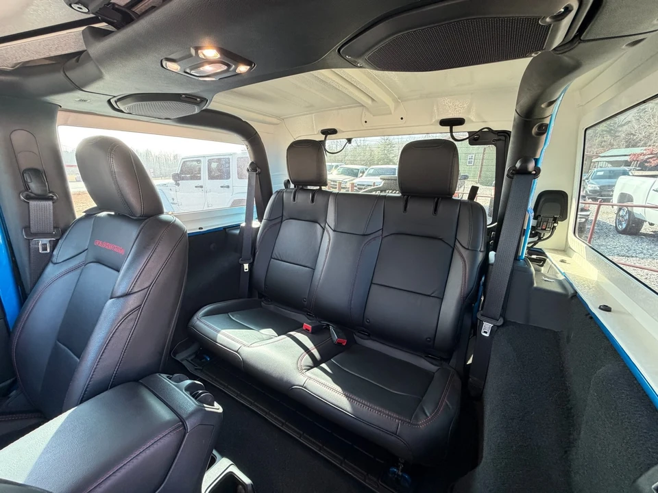 2023 Jeep JL Wrangler - Image 21 of 21