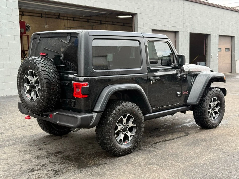2023 Jeep JL Wrangler - Image 3 of 12