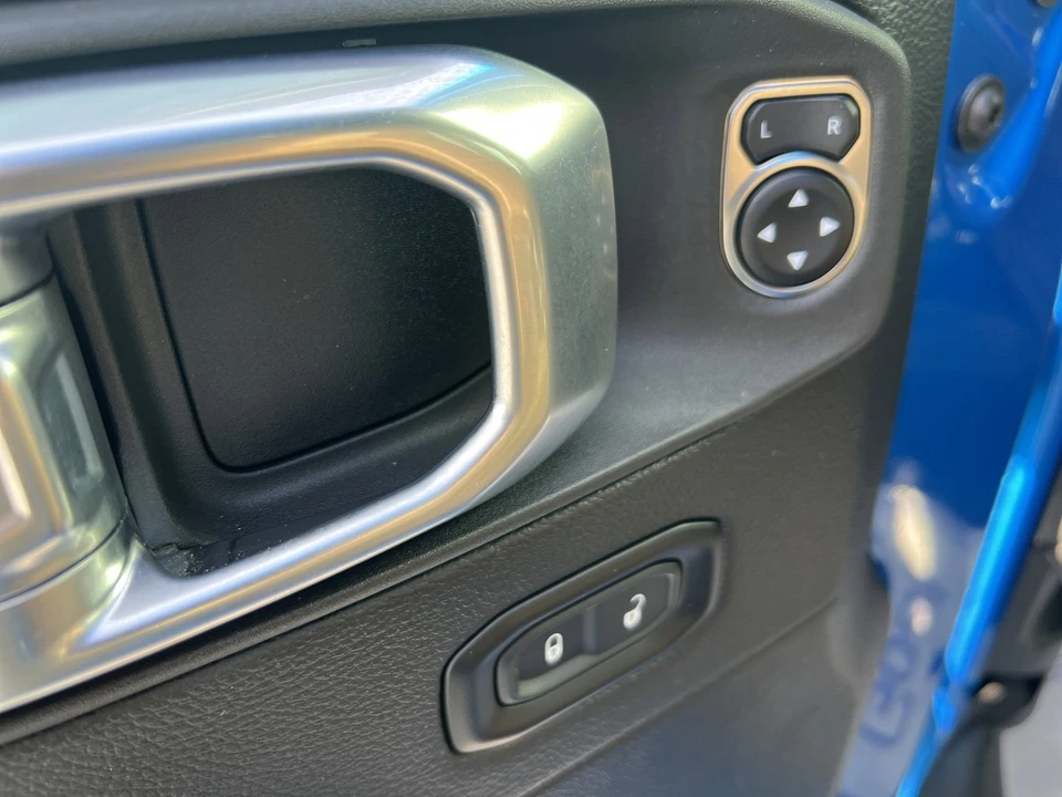 2023 Jeep JL Wrangler - Image 15 of 21