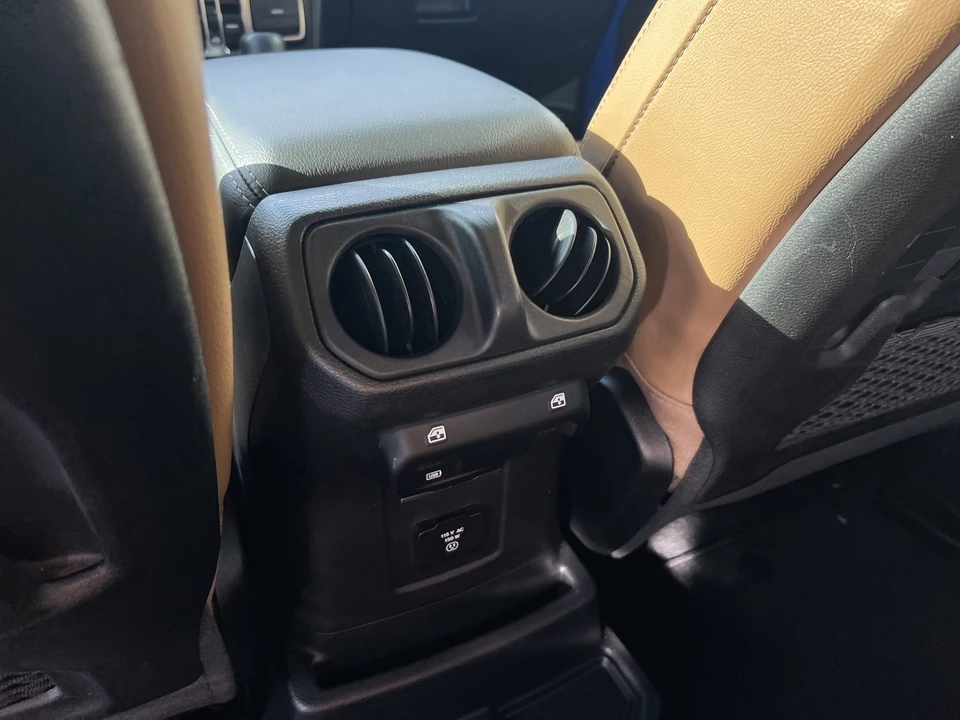 2023 Jeep JL Wrangler - Image 13 of 21