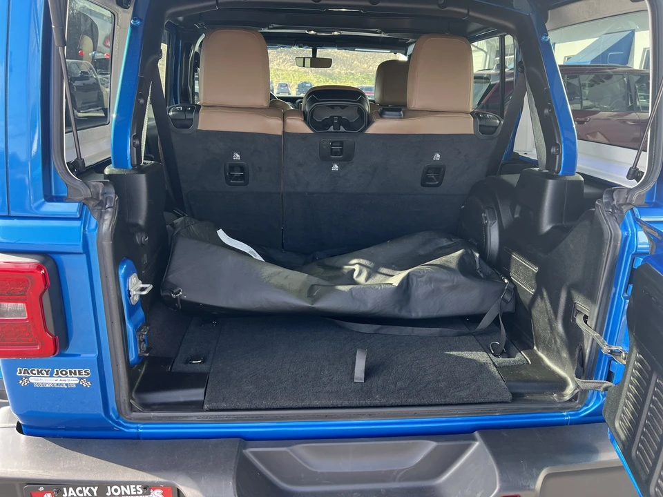 2023 Jeep JL Wrangler - Image 9 of 12