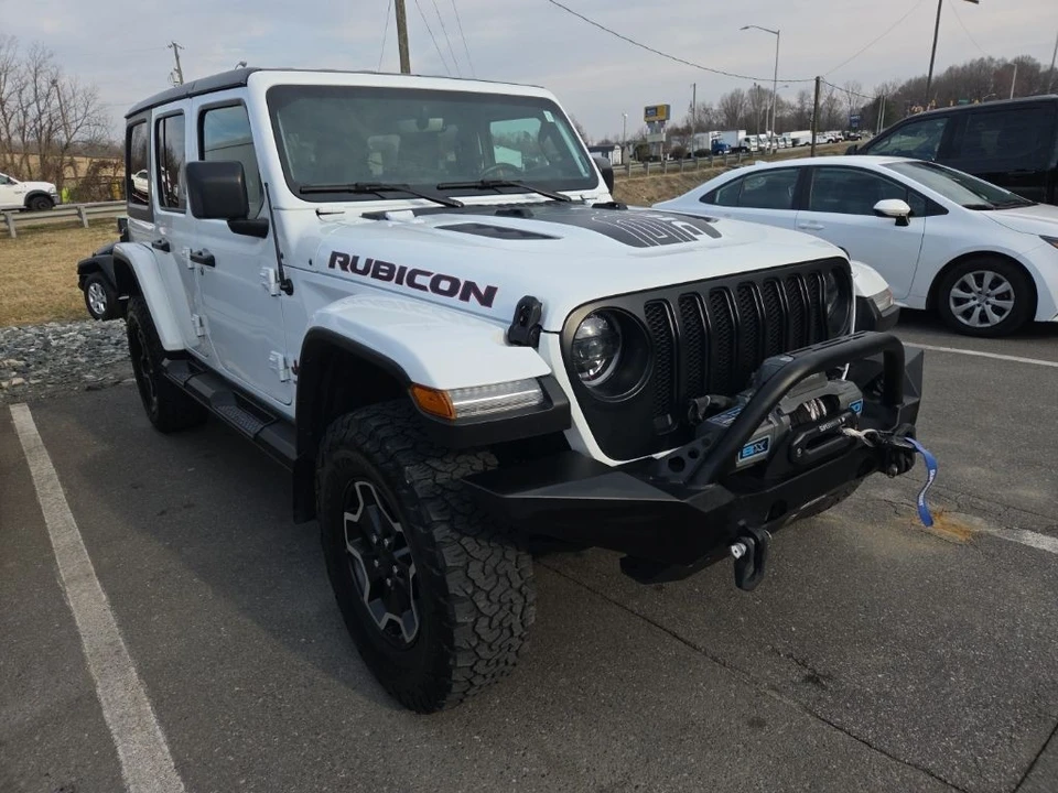 2023 Jeep JL Wrangler - Image 2 of 4