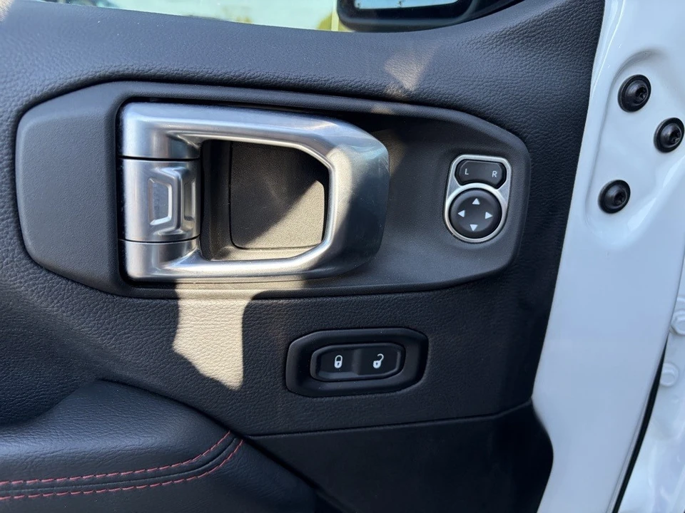 2023 Jeep JL Wrangler - Image 9 of 12