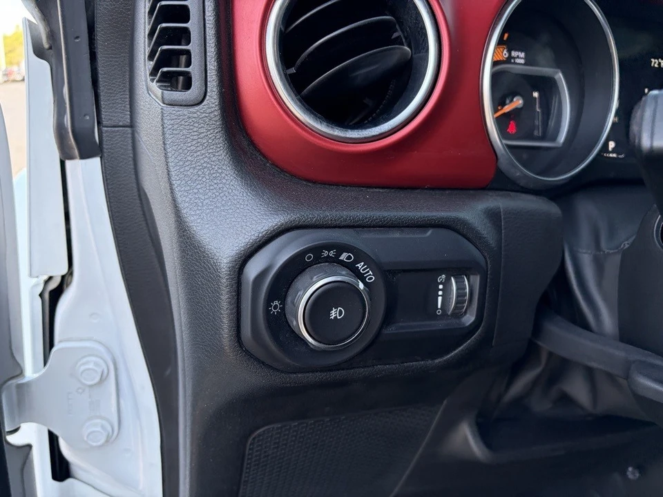 2023 Jeep JL Wrangler - Image 10 of 12