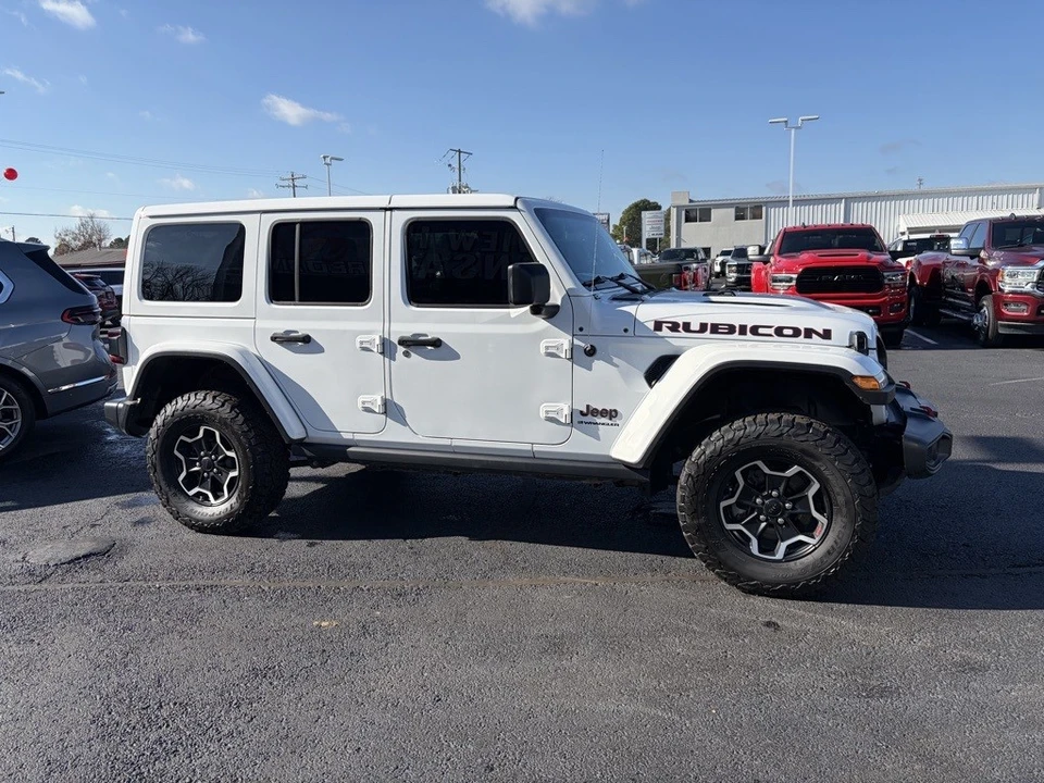2023 Jeep JL Wrangler - Image 3 of 12