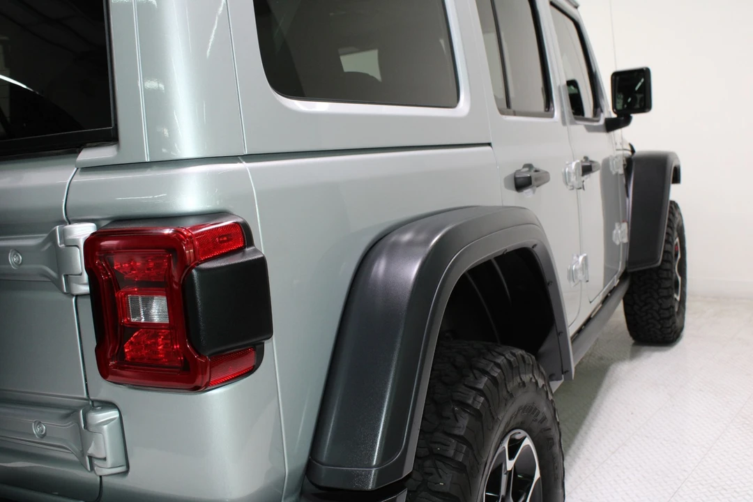 2023 Jeep JL Wrangler - Image 19 of 21