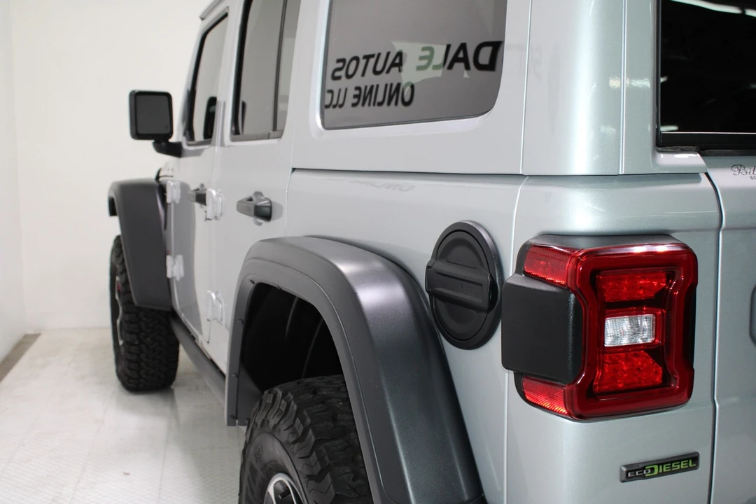 2023 Jeep JL Wrangler - Image 18 of 21