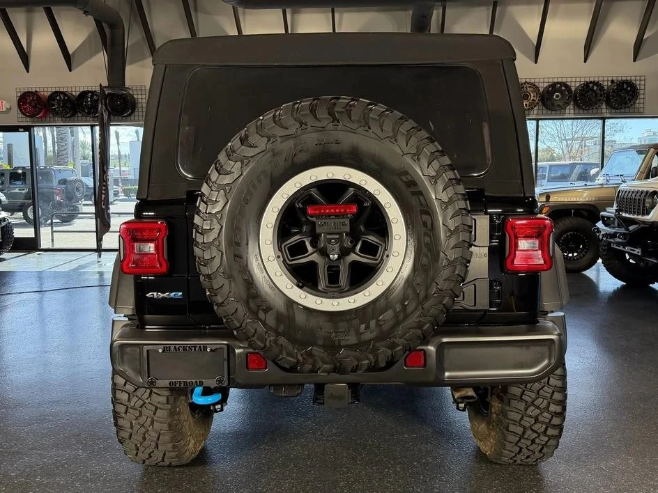 2023 Jeep JL Wrangler Rubicon 392 - Image 12 of 31