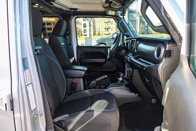 2023 Jeep JL Wrangler - Image 16 of 21