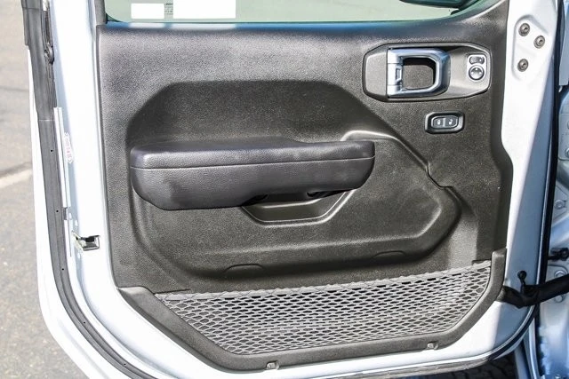 2023 Jeep JL Wrangler - Image 19 of 21