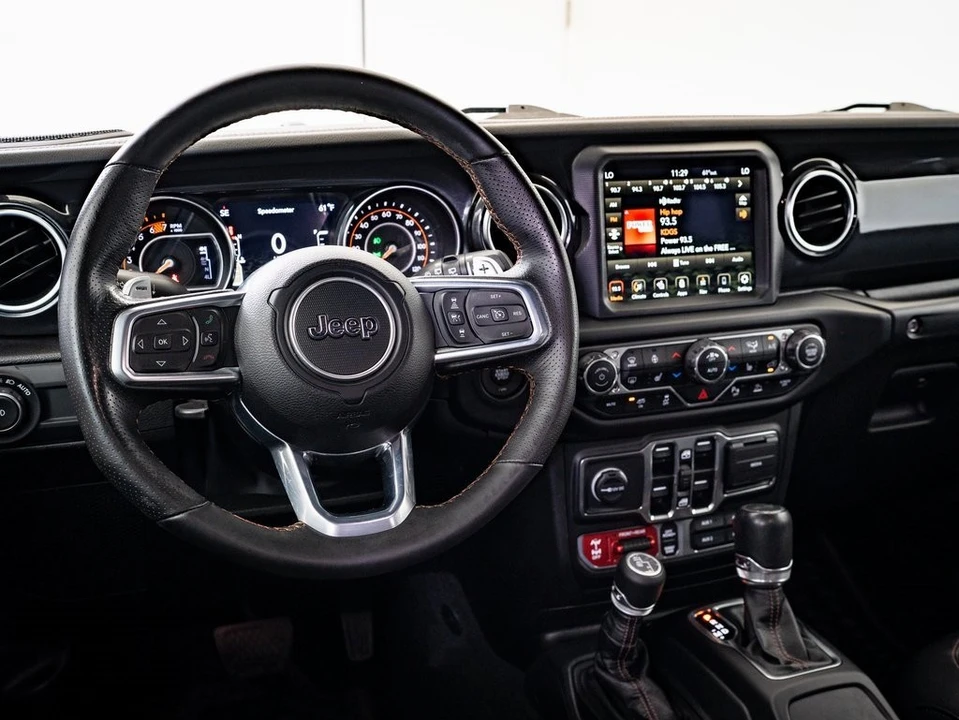 2023 Jeep JL Wrangler - Image 4 of 21