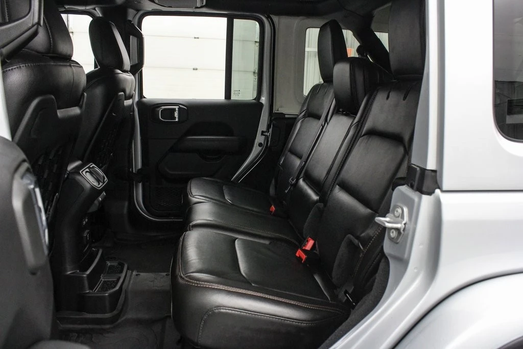 2023 Jeep JL Wrangler - Image 19 of 21