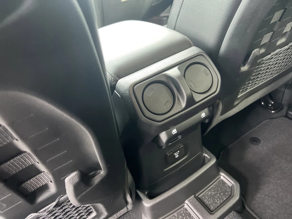 2023 Jeep JL Wrangler - Image 11 of 21