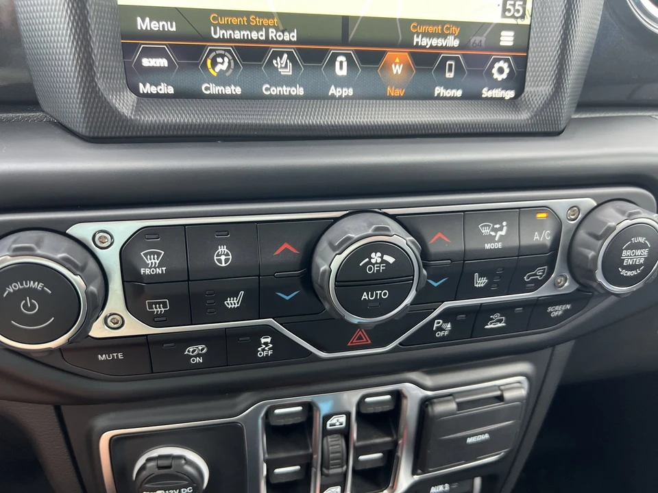 2023 Jeep JL Wrangler - Image 18 of 21