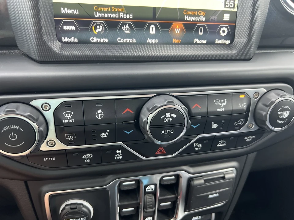 2023 Jeep JL Wrangler - Image 18 of 21