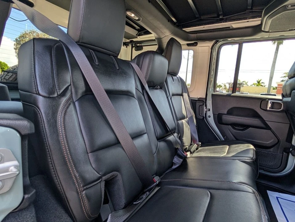 2023 Jeep JL Wrangler - Image 17 of 21