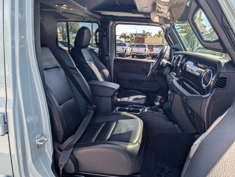 2023 Jeep JL Wrangler - Image 19 of 21