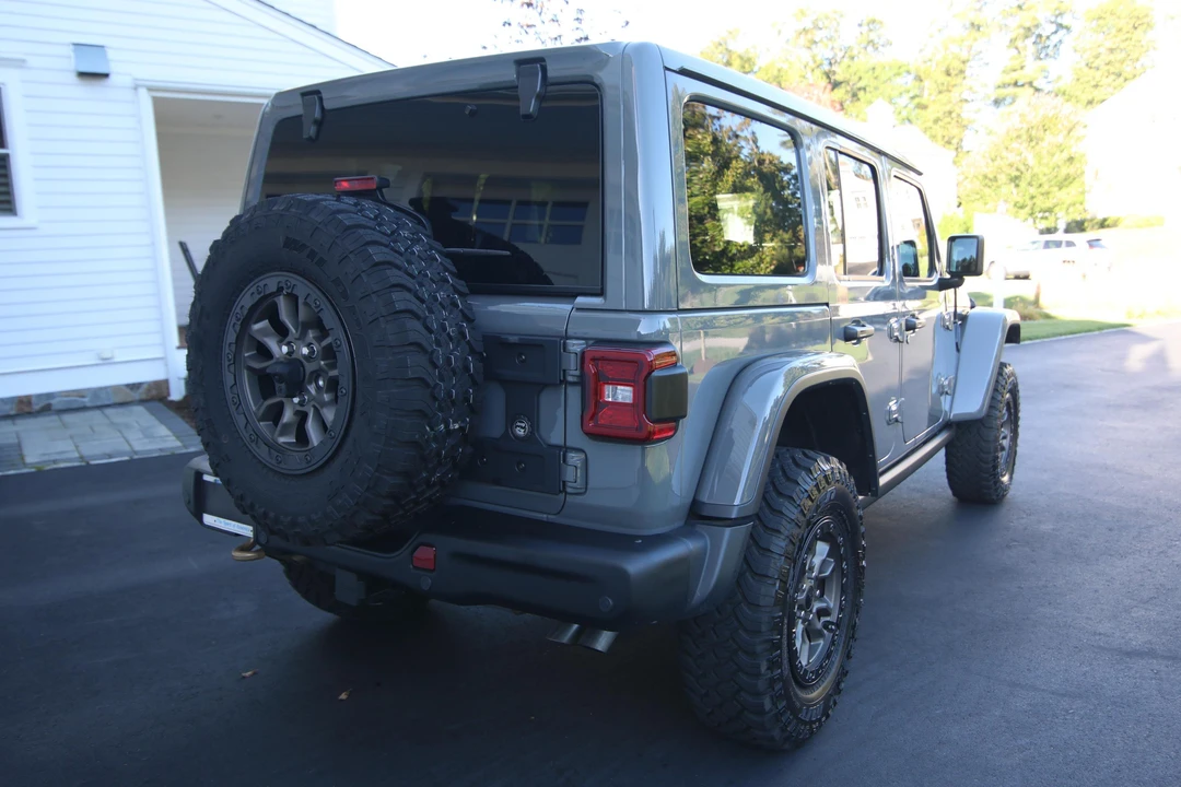 2023 Jeep JL Wrangler - Image 4 of 6