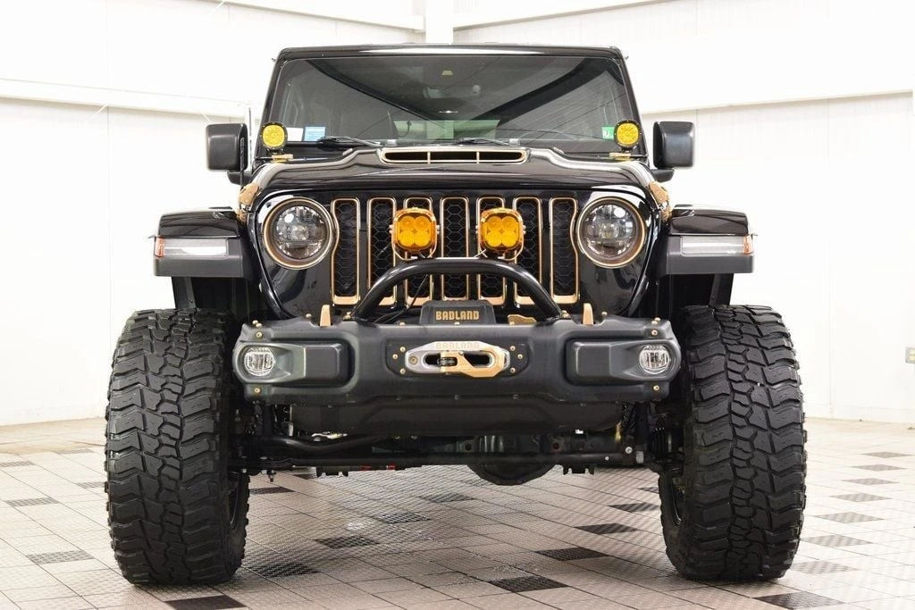 2023 Jeep JL Wrangler - Image 2 of 21