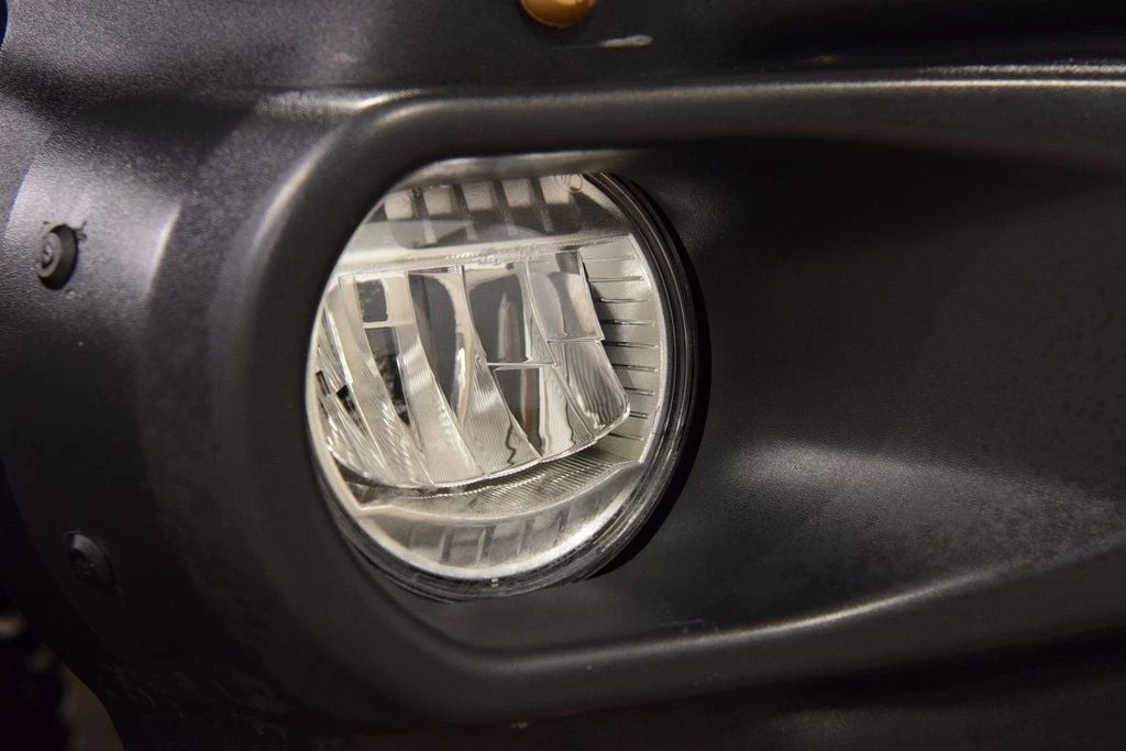 2023 Jeep JL Wrangler - Image 15 of 21